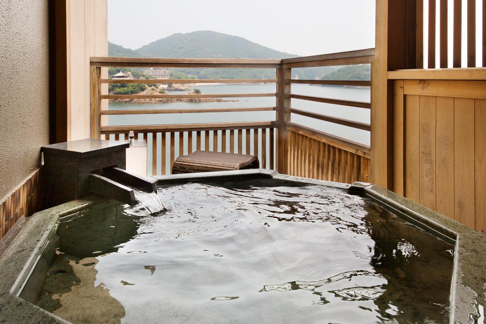 Migiwatei Ochi Kochi Hotel Tomo Exterior foto